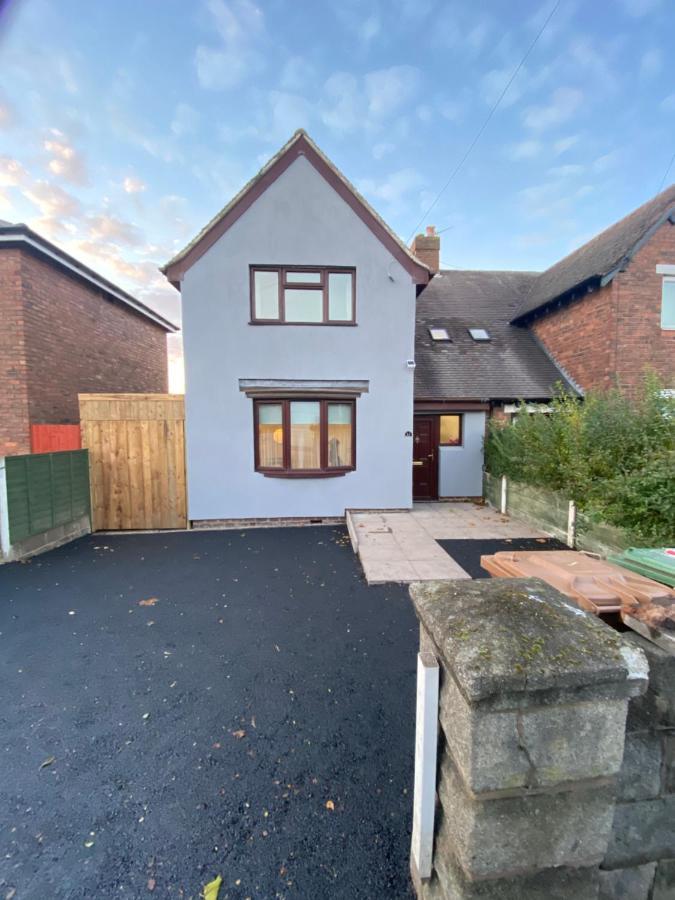 Hollemeadow Vila Bloxwich Exterior foto