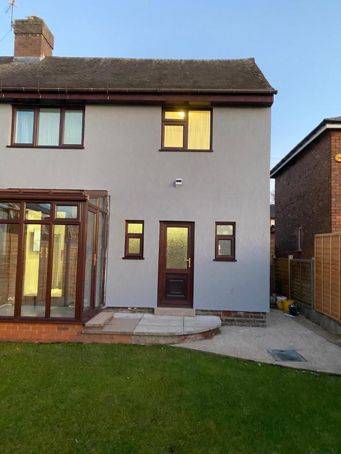 Hollemeadow Vila Bloxwich Exterior foto